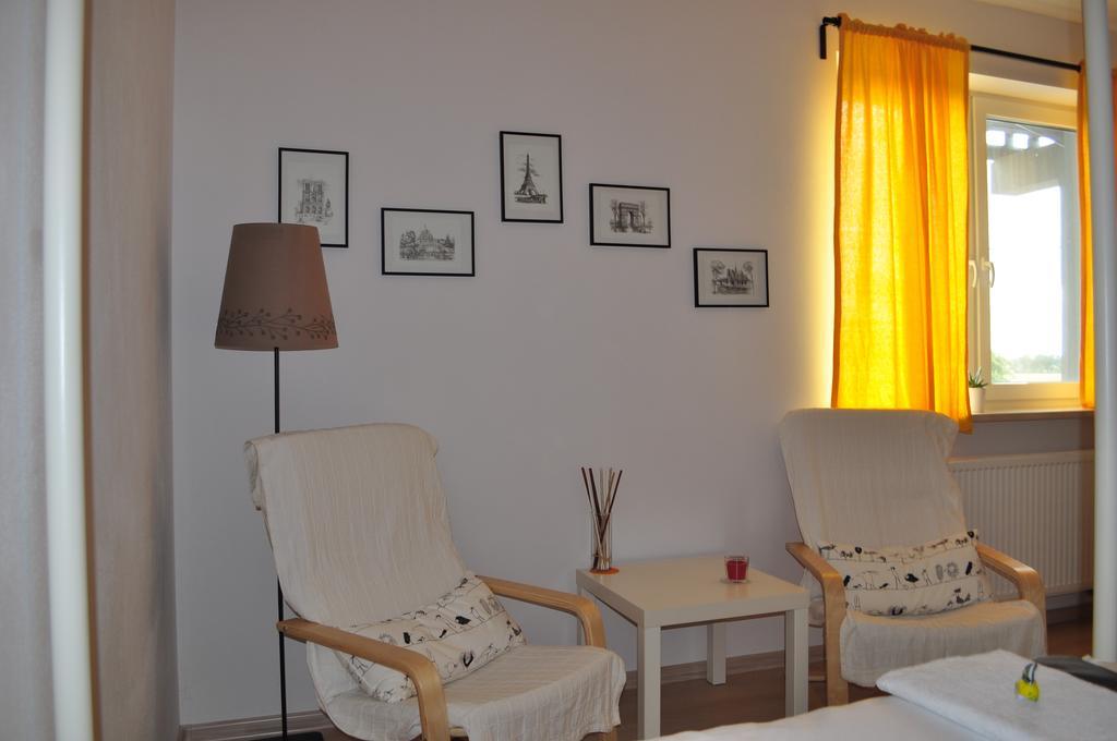 Apartament Scorpion Modlin Czosnow Exterior photo